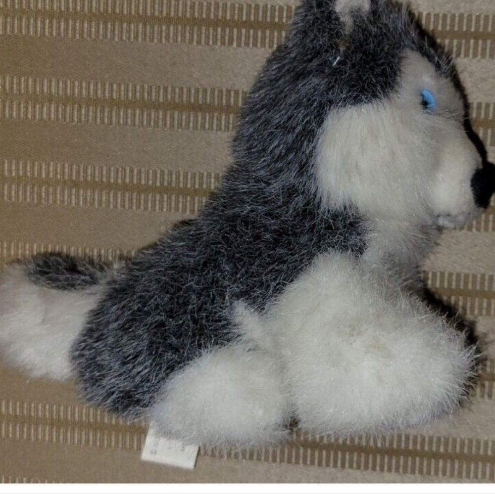 Vintage Goffa Plush Siberian Husky Dog Puppy Wolf Gray White Sitting Blue Eyes